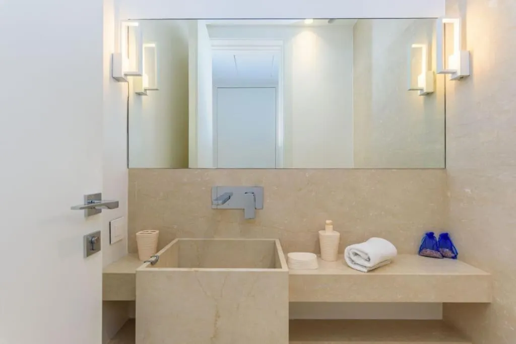 Aphrodite 2-Bedroom Apartment In Mar Mkhayel Beirut 0*,  Lebanon